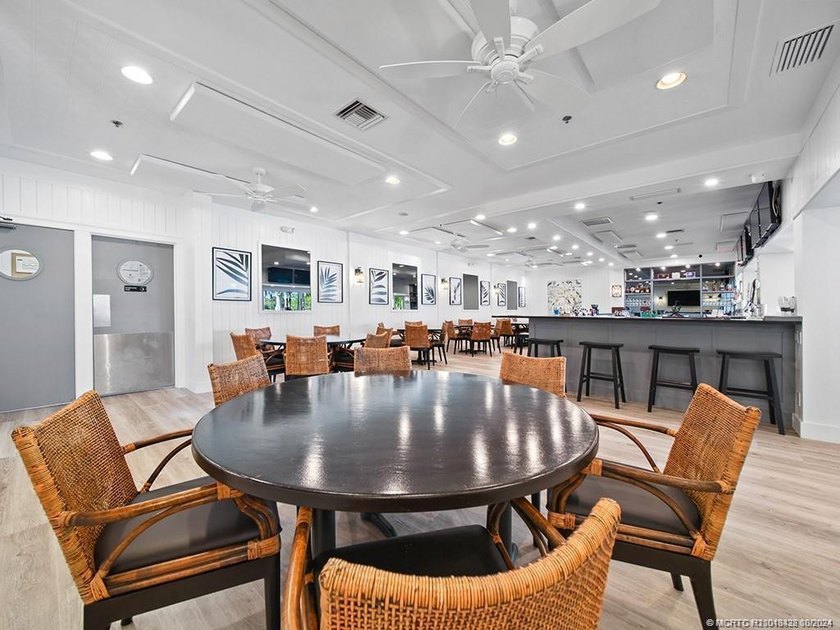 PRICED TO SELL-seller relocating &amp; motivated for a quick closing - photo 36