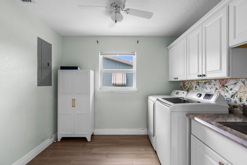 Completely transformed and move-in ready with NO HOA! This - photo 33