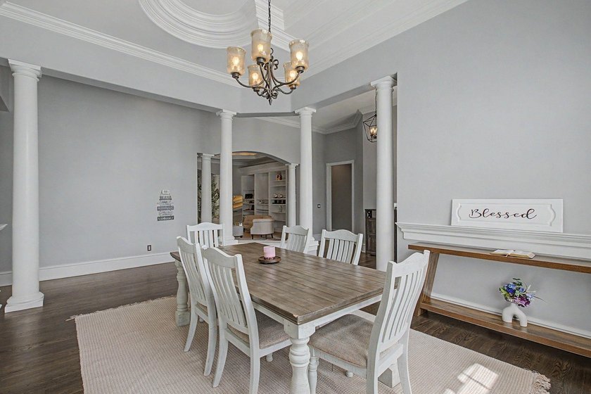 This exceptional 5-bedroom, 3.5-bath home in the gated Golden - photo 5