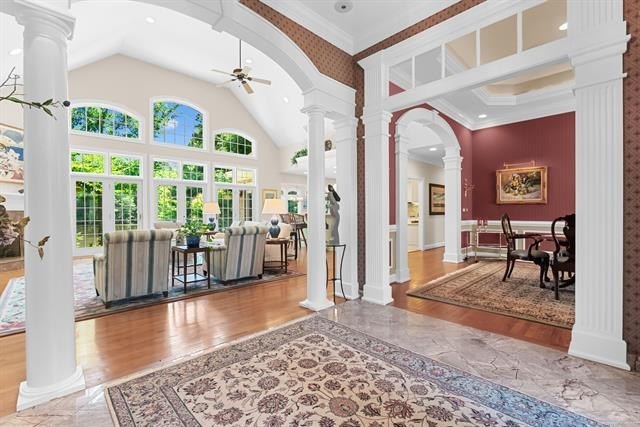 A truly exceptional property where quality, elegance, and views - photo 9