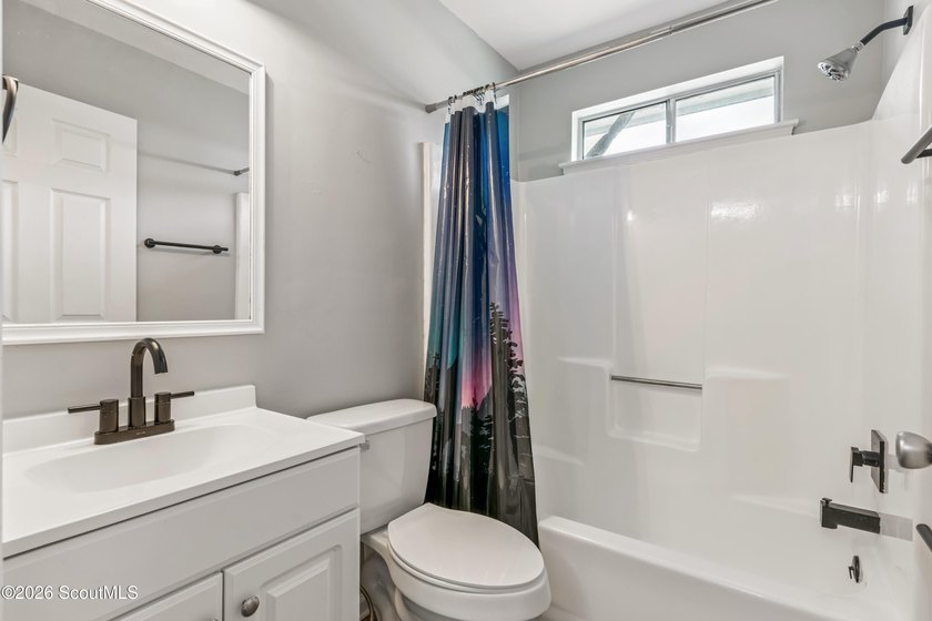 Discover this beautifully updated 3 bedroom, 2 bathroom home - photo 18