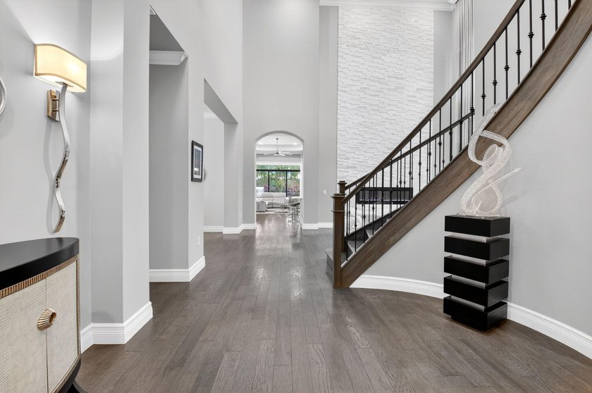 Welcome to Prestigious Seven Bridges. This Vizcaya Model with 5 - photo 5