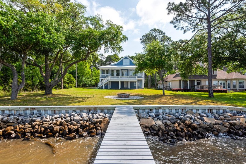 Welcome to the perfect family home in the desirable Bay Harbour - photo 8