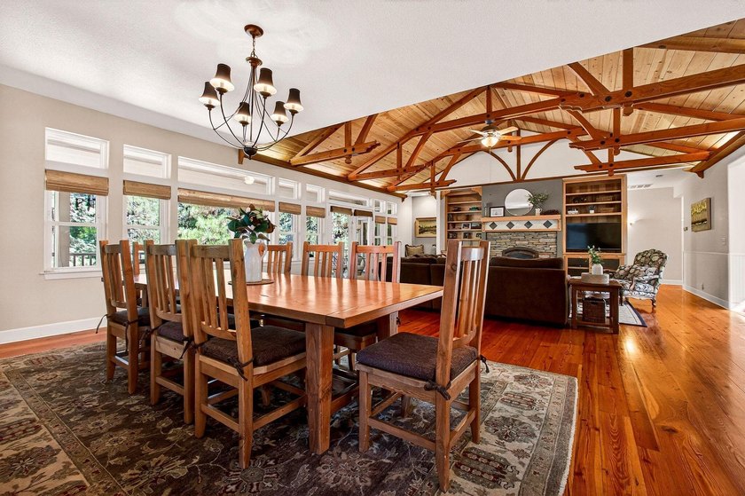 Spacious Mountain Retreat in Bailey Creek at Lake Almanor. This - photo 17