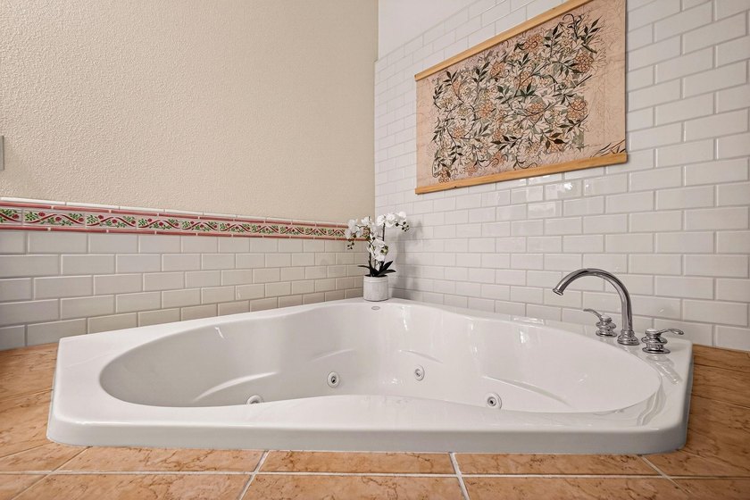 Spacious Mountain Retreat in Bailey Creek at Lake Almanor. This - photo 21