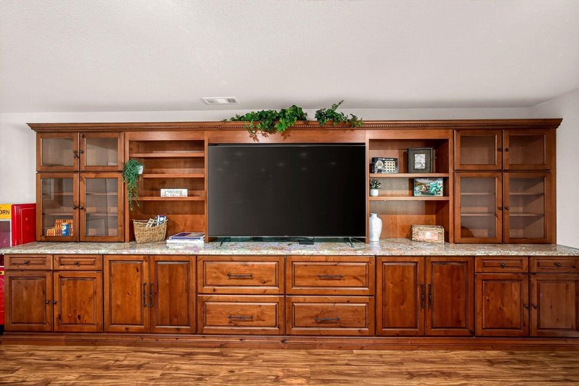 Spacious Mountain Retreat in Bailey Creek at Lake Almanor. This - photo 28