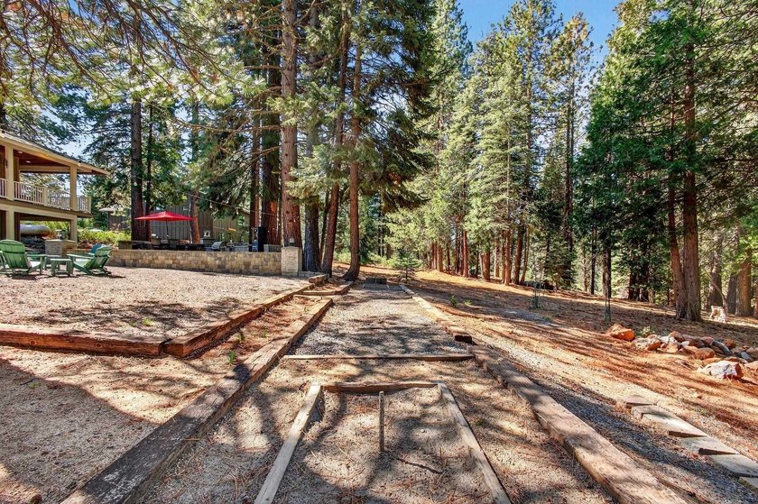 Spacious Mountain Retreat in Bailey Creek at Lake Almanor. This - photo 41