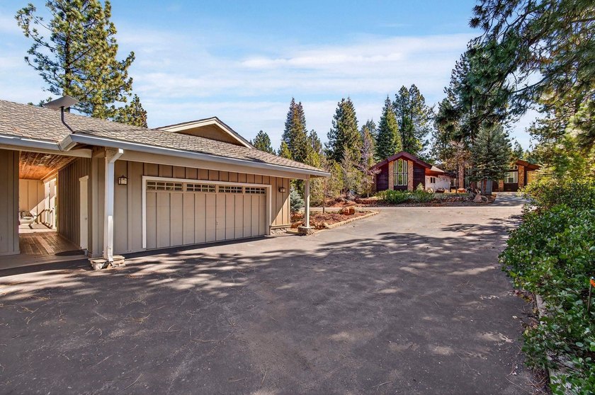Spacious Mountain Retreat in Bailey Creek at Lake Almanor. This - photo 42