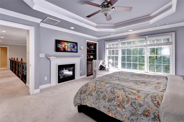 Beautifully situated at the end of a cul-de-sac in the desirable - photo 4
