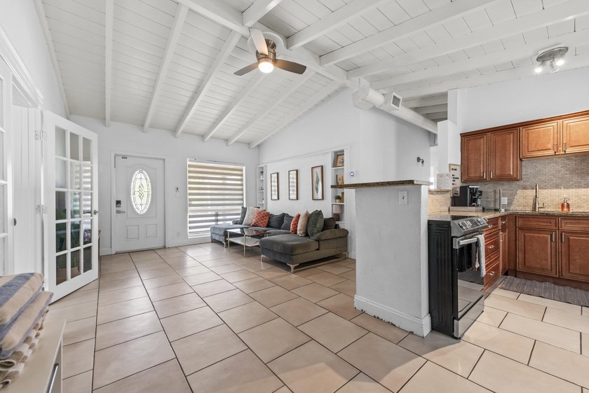Charming 3-bedroom pool home in the heart of Wilton Manors - photo 8