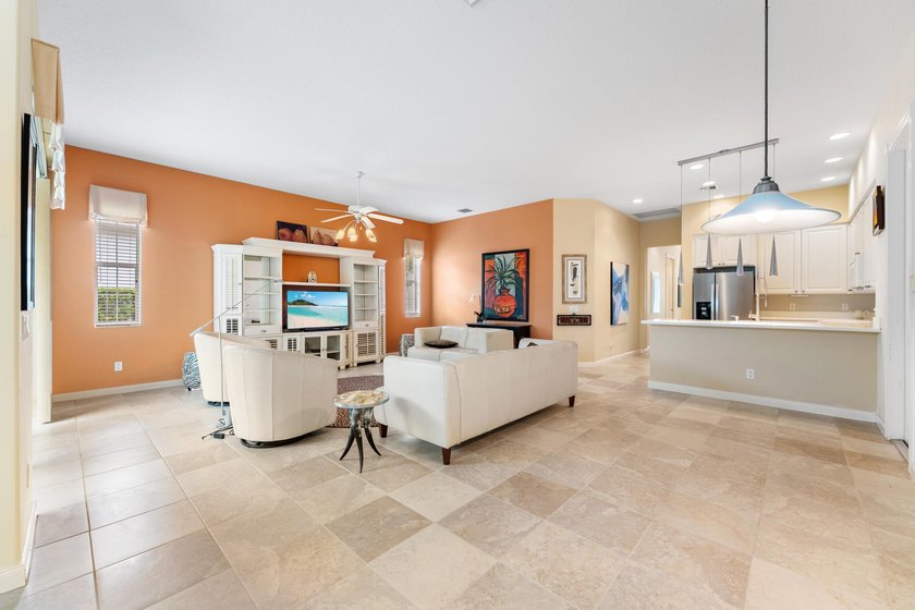 Rare opportunity in Abacoa! This desirable single-story floor - photo 21