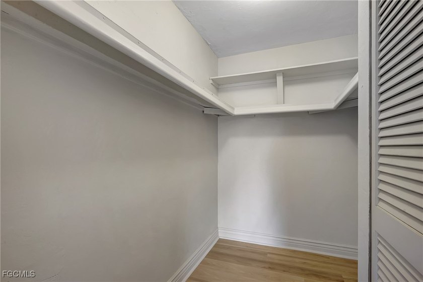 AVAILABLE FOR IMMEDIATE OCCUPANCY! Beautiful and spacious 1 - photo 22