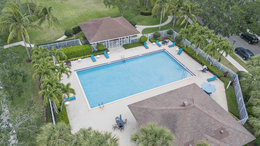 Rare opportunity in Abacoa! This desirable single-story floor - photo 42