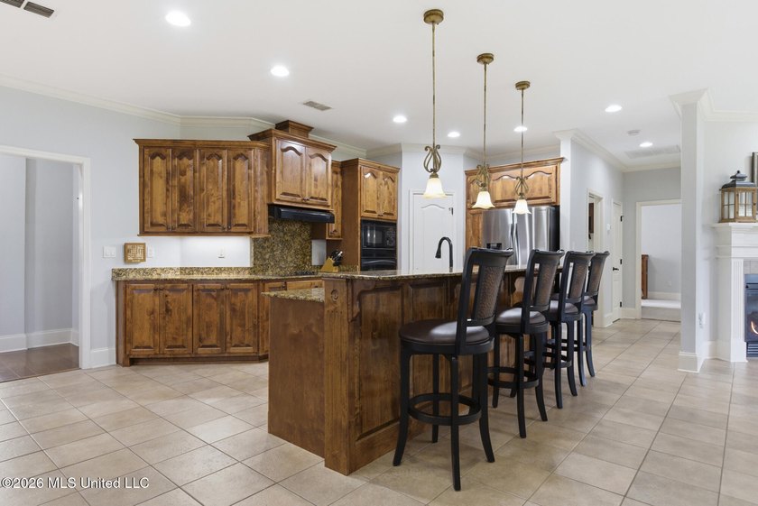 Located in the sought-after Palmetto Pointe community and within - photo 12