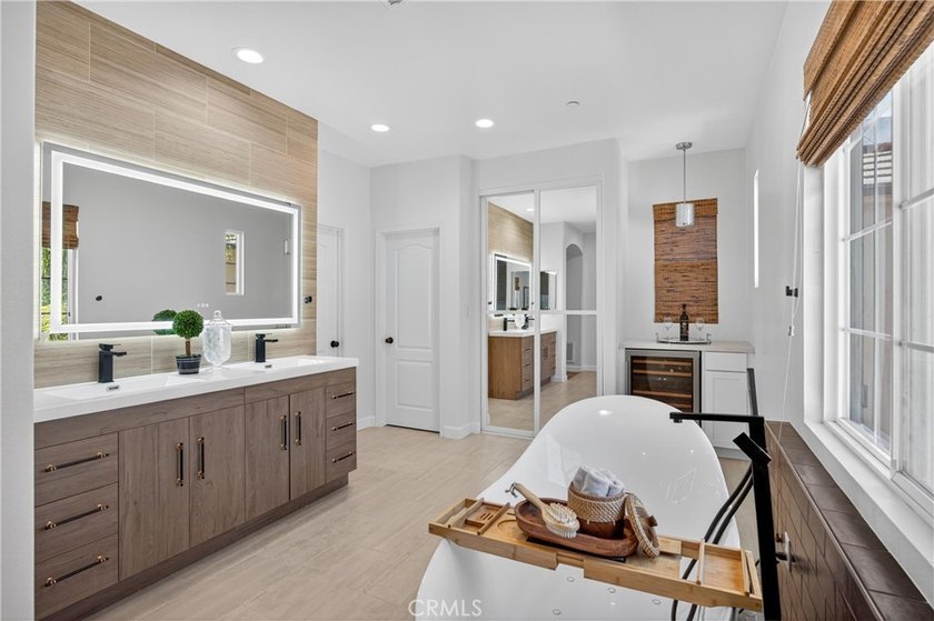 Welcome to Talega neighborhood of San Clemente! This stunning - photo 36