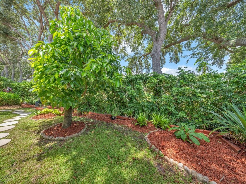 Beautiful maintained 2397 square feet ,4-bedroom, 2.5 -bath - photo 38