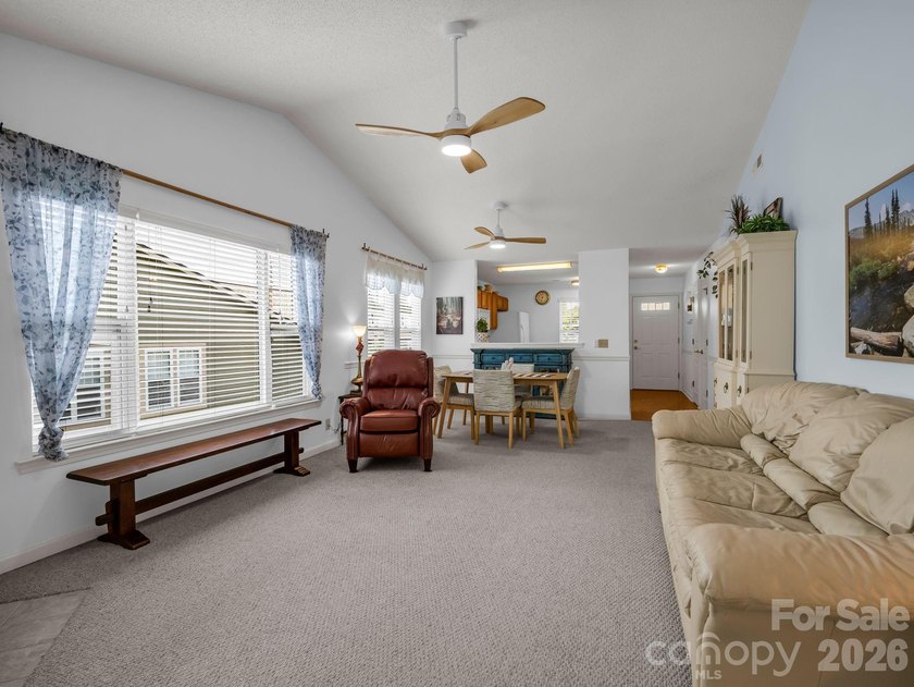 Experience sophisticated comfort in this pristine upper level - photo 13