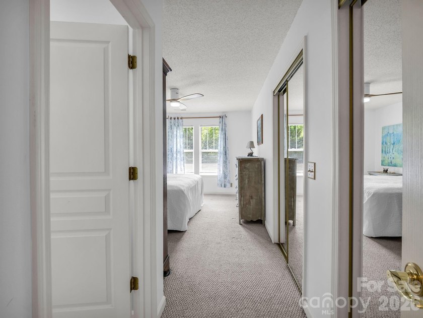 Experience sophisticated comfort in this pristine upper level - photo 22