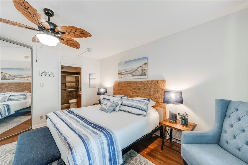 Welcome to The Sandpiper, where beachfront luxury meets - photo 23