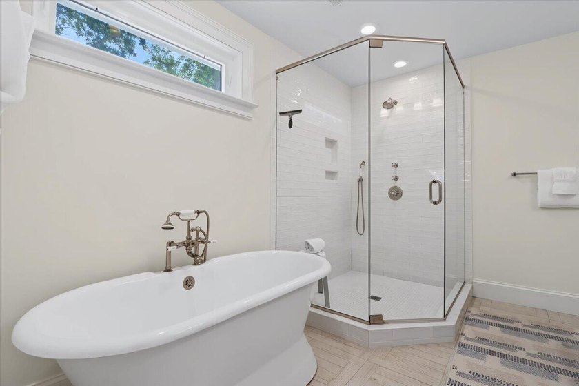 Welcome to your own Sullivan's Island retreat, where timeless - photo 36
