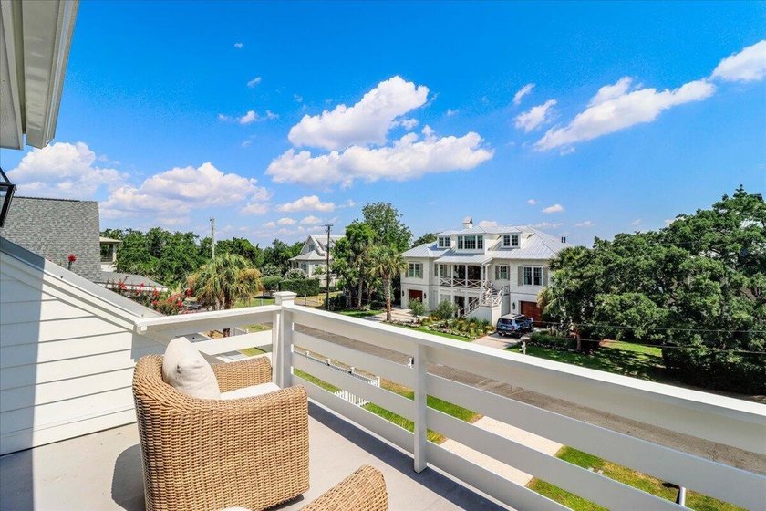 Welcome to your own Sullivan's Island retreat, where timeless - photo 40