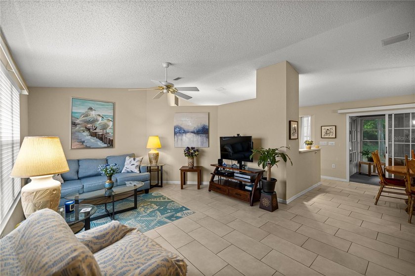 2020 ROOF! 2022 WATER HEATER! Welcome to the charming expanded - photo 5