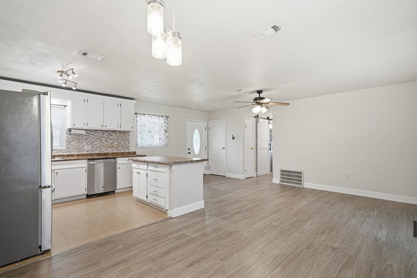 *VA assumable rate of 2.375%* *Paid-off solar panels* Welcome to - photo 10