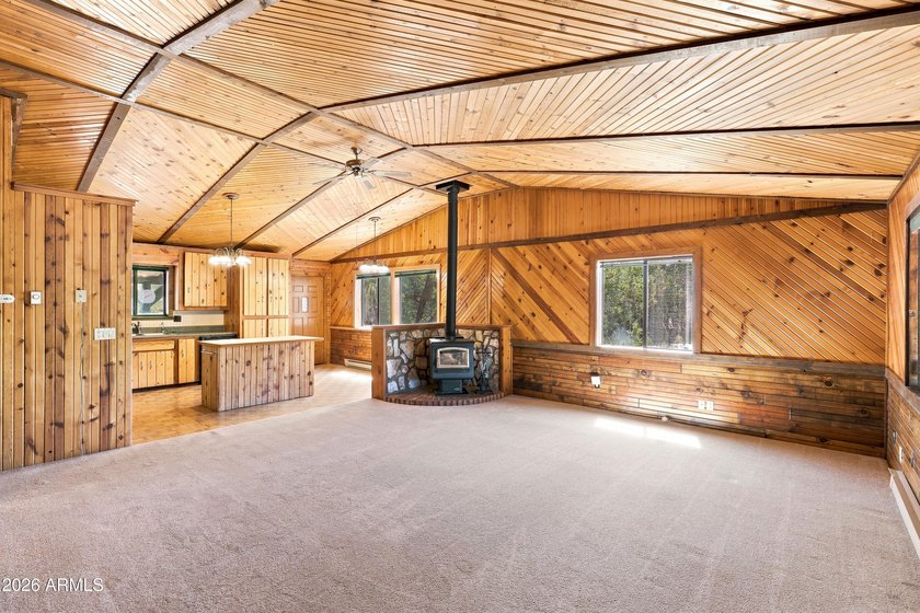 This corner-lot gem captures the perfect mountain-home look and - photo 13