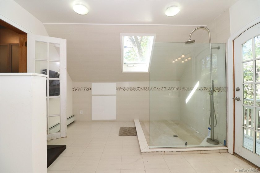 Welcome to 2027 Oakland Ave...a perfect Wantagh Cape just - photo 24