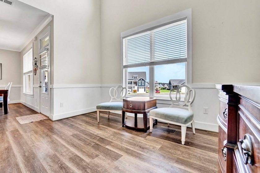 Enjoy lake community living in one of Lake Greenwood's most - photo 27