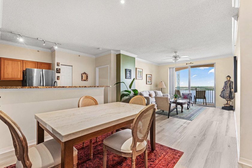 Currently rented until April 2027. Lovely 12th-floor rcondo - photo 2
