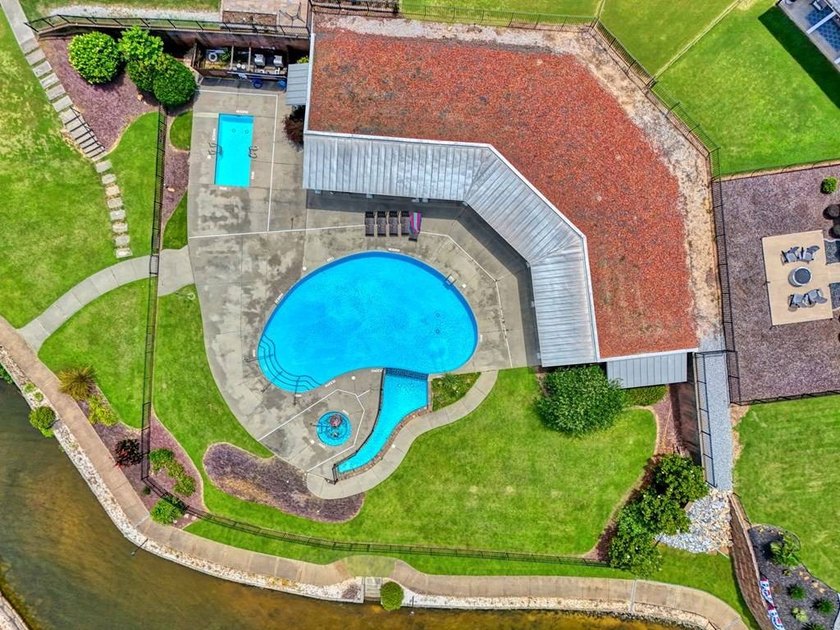 Enjoy lake community living in one of Lake Greenwood's most - photo 41