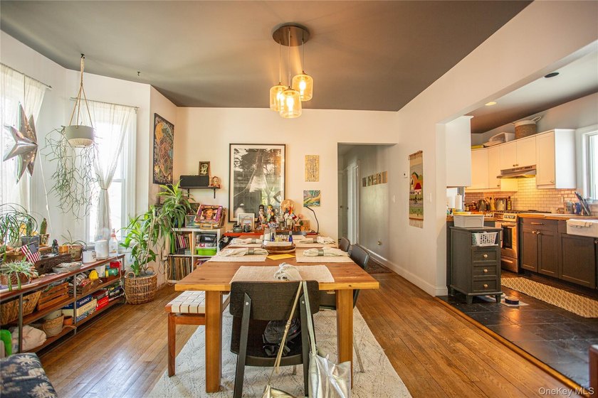 Charming Beachside Two-Family Home in the Heart of Long Beach!! - photo 6