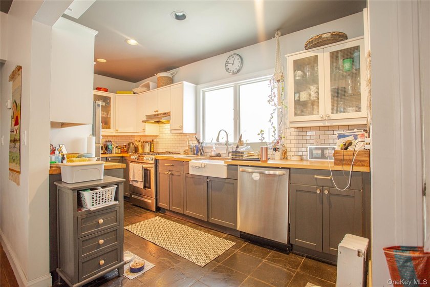 Charming Beachside Two-Family Home in the Heart of Long Beach!! - photo 10