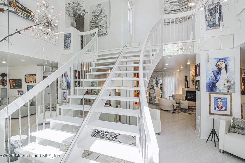 Welcome to 47 Robinson Avenue! This young two-family, 3-bedroom - photo 6