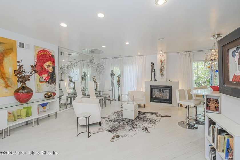 Welcome to 47 Robinson Avenue! This young two-family, 3-bedroom - photo 10
