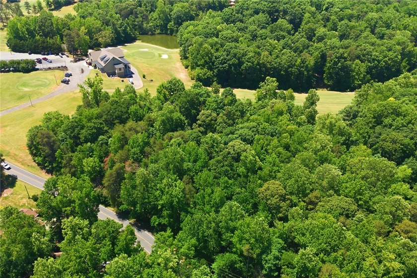 Discover an exceptional opportunity to craft your dream retreat - photo 9