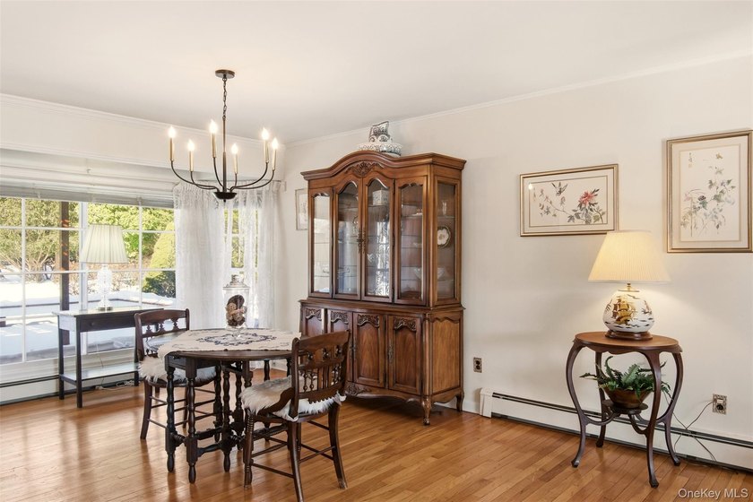 Desirable East Moriches location! This 3-bedroom, 2-bath - photo 14