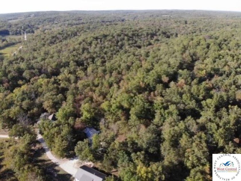 94 acres of Hunting Haven! Perfectly suited for the avid - photo 9