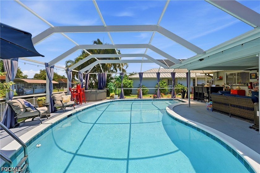 Move-in-ready, furnished home featuring two newly installed - photo 36