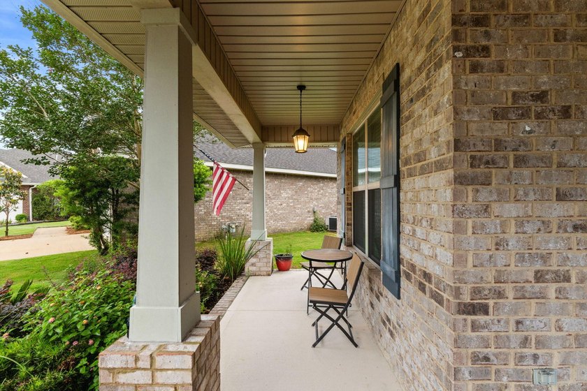 GREAT BUY IN HAMMOCK BAY! 4 bdrs, 3 baths, Sunroom, 3 Car garage - photo 7