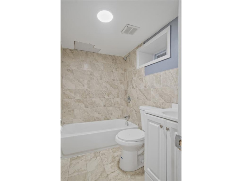 Don't miss this incredible opportunity to own a beautiful home - photo 4