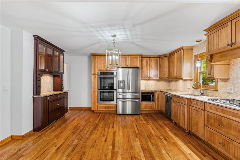 Some homes simply have it all - and 54 Paxton Road is exactly - photo 12