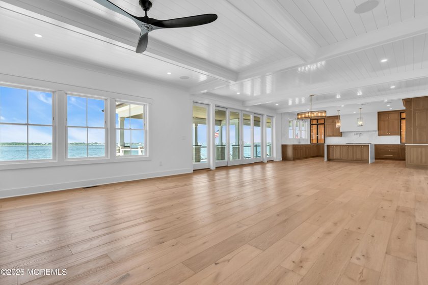 Spectacularly designed 5/6 bedroom, 6 bath bayfront home is - photo 22