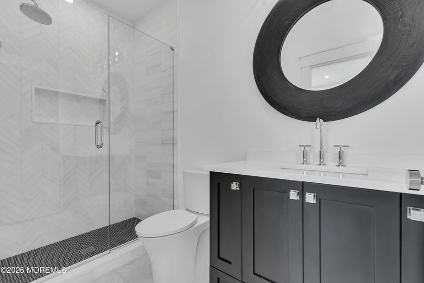 Spectacularly designed 5/6 bedroom, 6 bath bayfront home is - photo 35