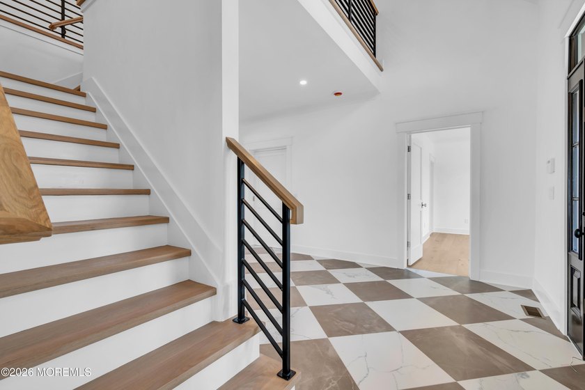 Spectacularly designed 5/6 bedroom, 6 bath bayfront home is - photo 36