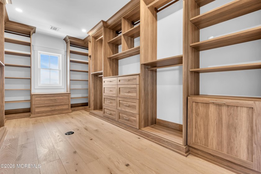 Spectacularly designed 5/6 bedroom, 6 bath bayfront home is - photo 43