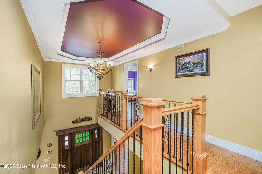 4 BEDROOMS! 4 BATHROOMS! WESTERLEIGH! Discover unparalleled - photo 8