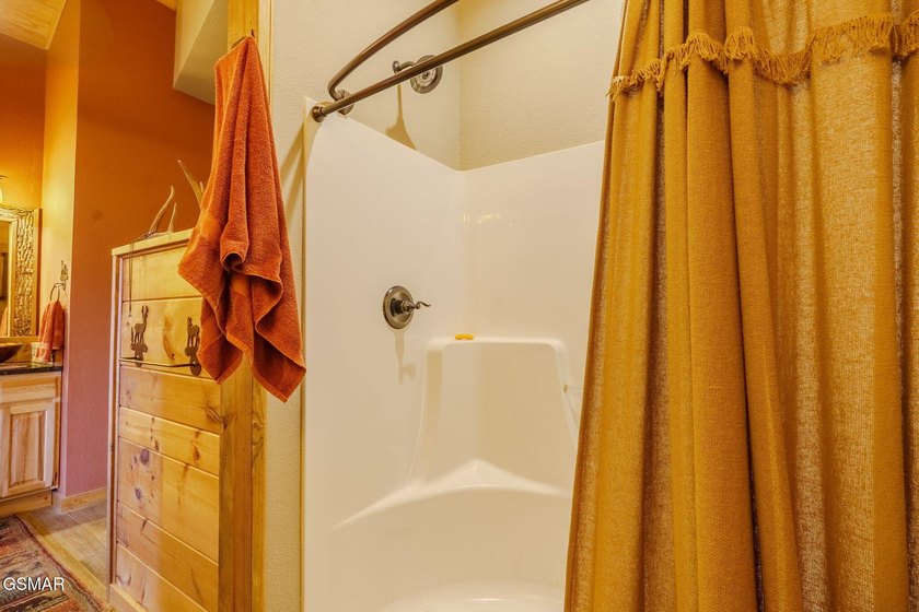 + 2 BONUS ROOMS!!!! A truly rare Wears Valley mountain retreat - photo 37
