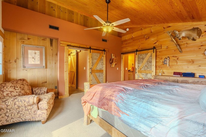 + 2 BONUS ROOMS!!!! A truly rare Wears Valley mountain retreat - photo 39